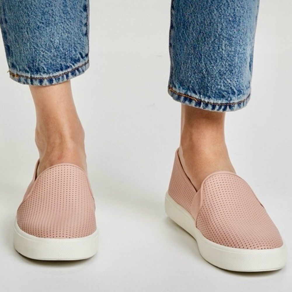 VINCE Blair Pink Perforated Leather Slip-On Sneaker Women’s Sizes 6.5
